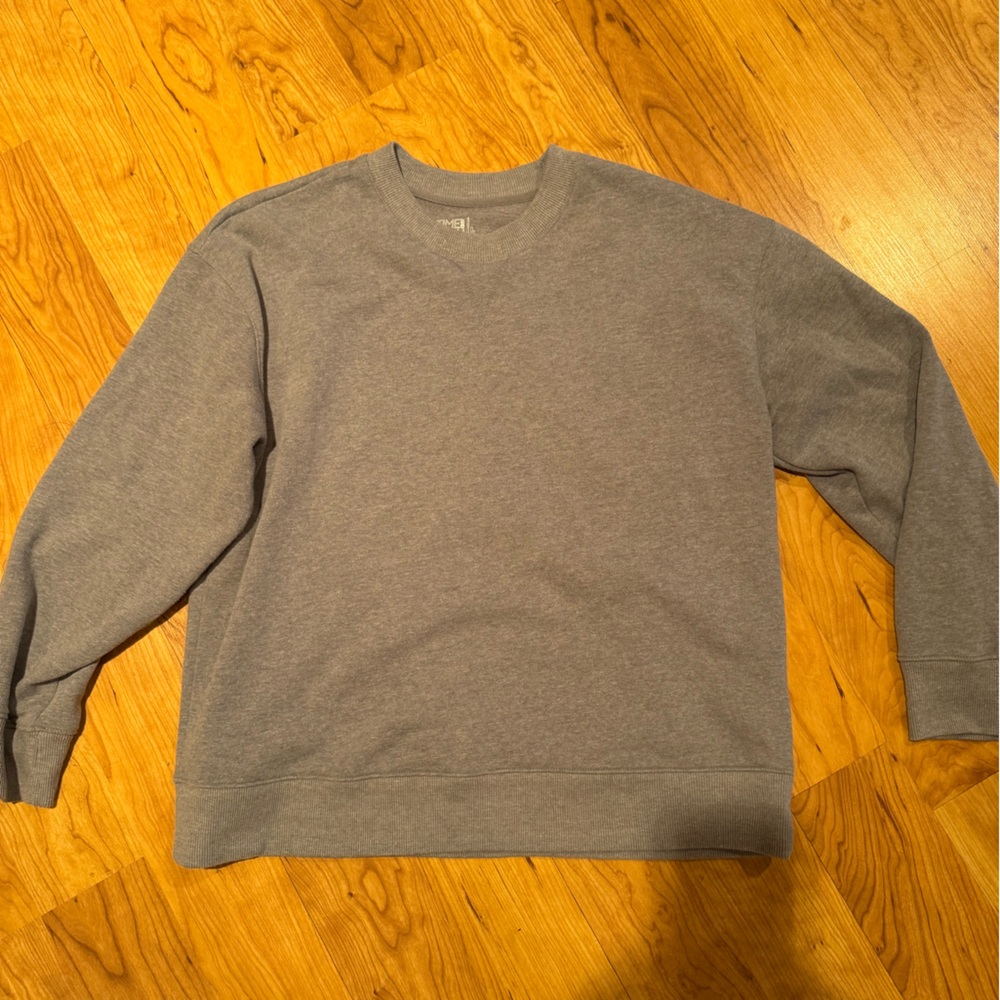 Time and Tru Gray Sweatshirt